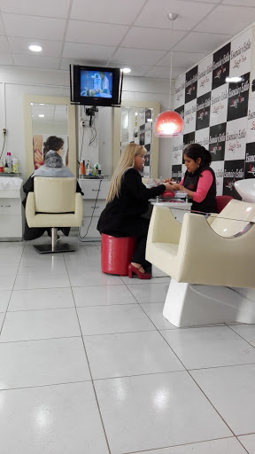 Essencia Y Estilo Salon Spa