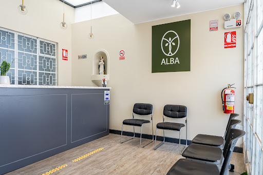 ALBA - CLINICA DEL ADULTO MAYOR - ATENCIÓN ESPECIALIZADA EN EL ADULTO MAYOR