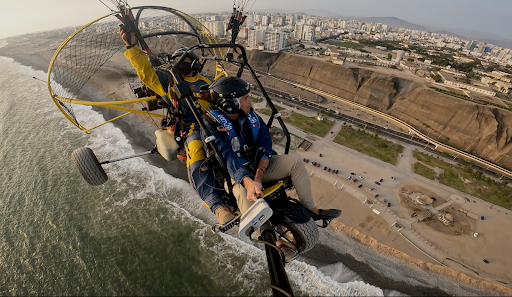 BORN2FLY PERU Parapente costa Verde Lima